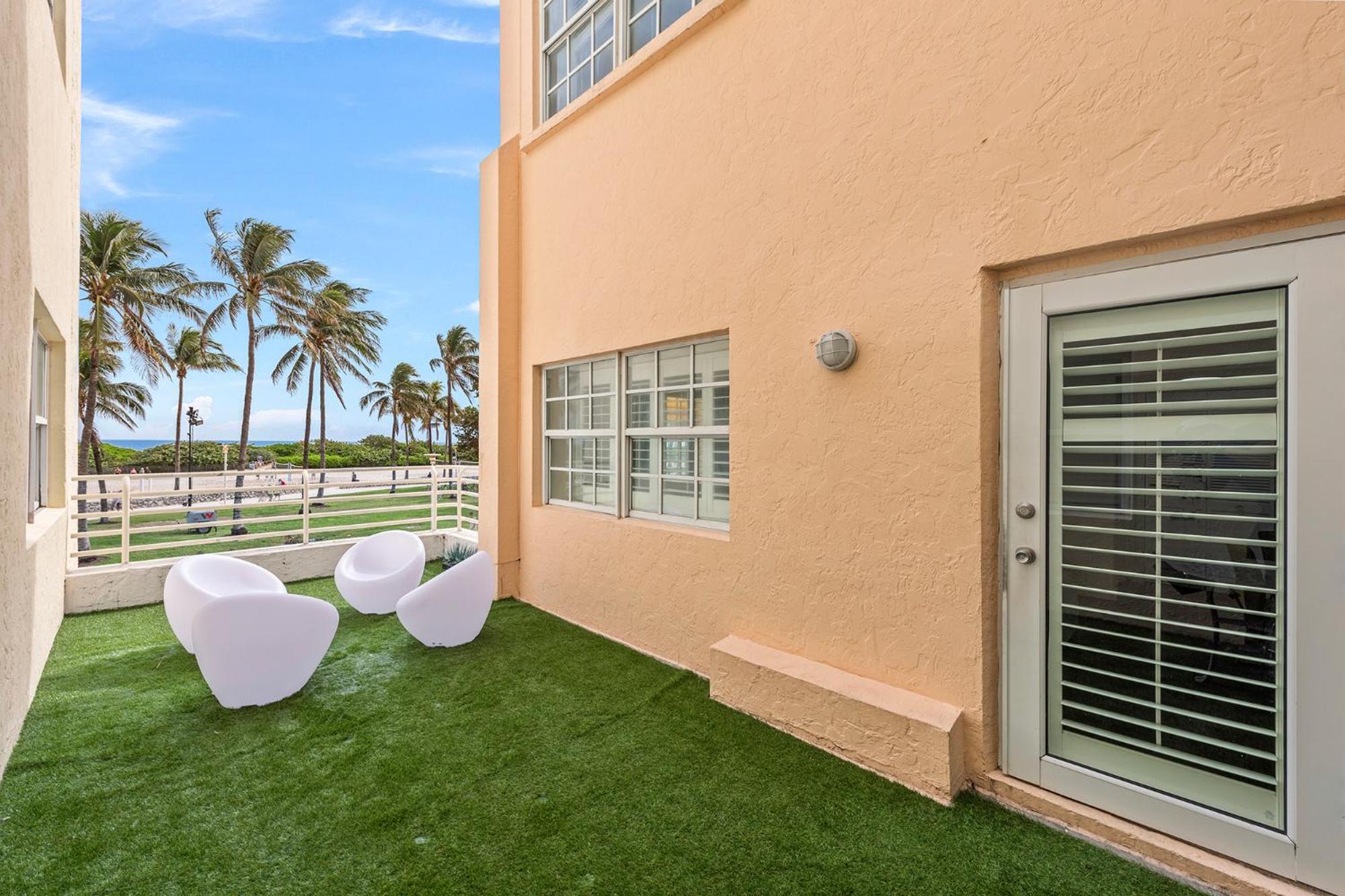 South Beach Suites In Ocean Drive Miami Beach Exterior photo
